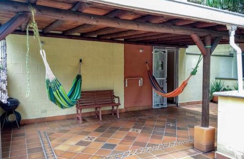 Guayabal Apartment | Bueno, Bonito, Barato y cerca a El Poblado