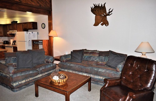 Wildernest Hotel | Buffalo Ridge 2 Bed Loft
