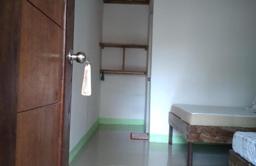 Port Barton Apartment | Bundal Guesthouse