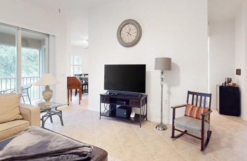 Naples Apartment | Bundled Cypress Golf Retreat, Unit 203