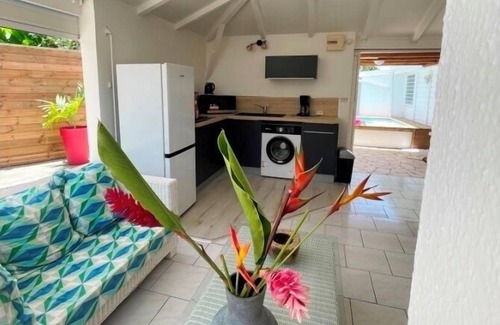 Grande-Terre Villa | Bungalow à Saint François G007 - 1 chambre piscine