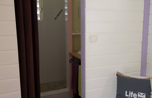 Petit-Bourg House | Bungalow at Anne-Marie and Jean-Michel's