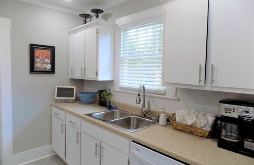 Southeast Pensacola House | Bungalow at Bobe Street