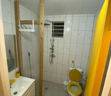 Anse-Bertrand House | Bungalow charmant à Anse-Bertrand avec terrasse privée