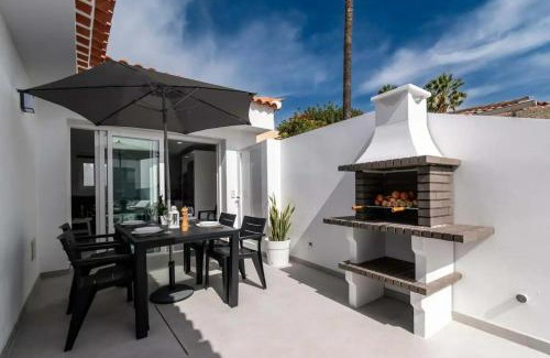 Chayofa House | Bungalow con piscina comunitaria