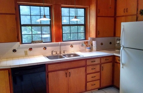 Quincy House | Bungalow Cottage On Lake Talquin