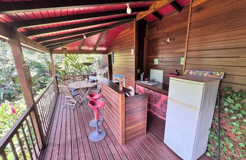 Petit-Bourg House | Bungalow créole en pleine nature