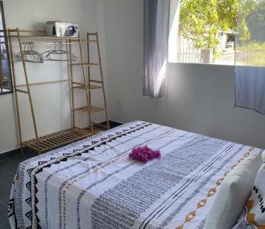 Les Mangles House | Bungalow de Rose