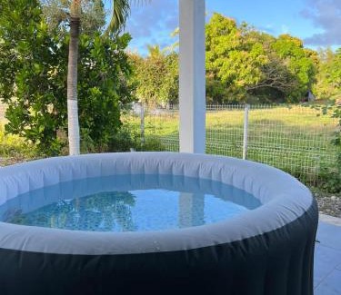 Les Mangles House | Bungalow de Rose