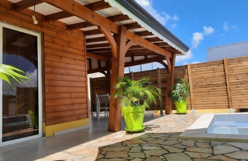 Baie-Mahault House | Bungalow hibis.kiss971 (Baie-Mahault, Guadeloupe)