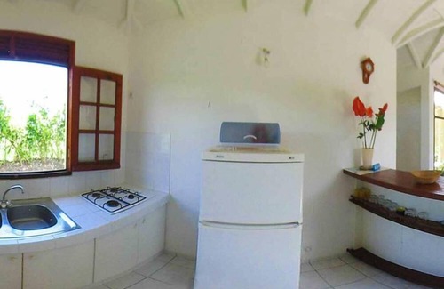 Dubedou House | BUNGALOW IN FULL COUNTRYSIDE IN A QUIET ECRIN