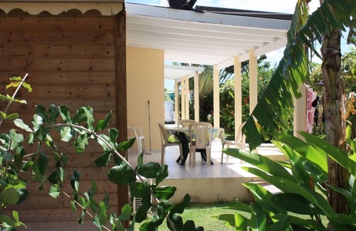 Dubedou House | BUNGALOW IN FULL COUNTRYSIDE IN A QUIET ECRIN