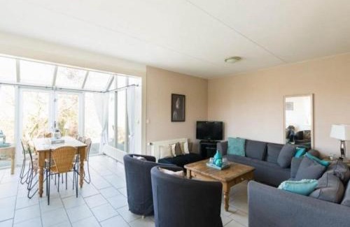 Breskens House | Bungalow in Zeeland with Stunning Waterside Views