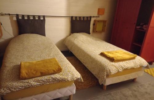 Oissel Ski Chalet | Bungalow la Bohémienne