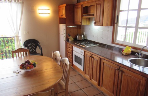 Tazacorte House | Bungalow mit 3 Schlafzimmer, 2 Bäder, Balkon und Terrasse. Meerblick