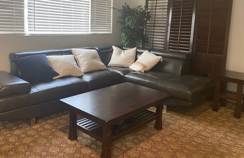 Westminster House | Bungalow near Huntington Beach and Disneyland