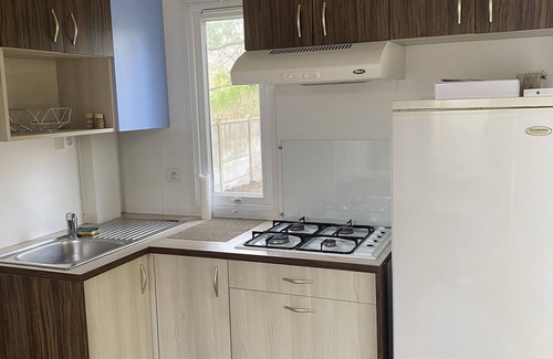 Moisson House | Bungalow on the banks of the Seine