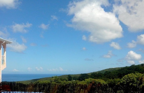 Pointe-Noire Cottage | Bungalow ranked * in a tropical garden with swimming pool, Spa