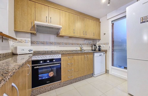 Mar de Cristal Ski Chalet | Bungalow, roof terrace, patio, free wifi, communal pool