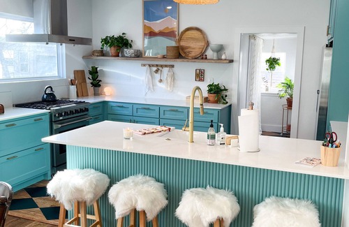 Norman House | Bungalow walking distance to Norman's downtown Main Street