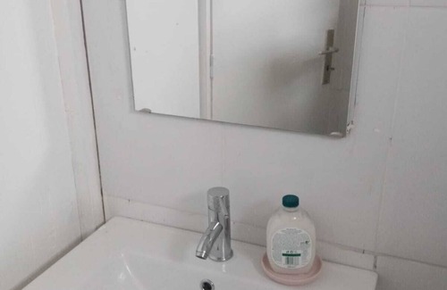 Damencourt House | Bungalows de Damencourt - Section Damencourt chemin de pinadiere 97160 le moule