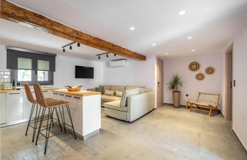 Tsoukaladhes Villa | Buonora D'oro Villa