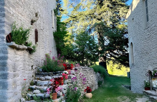 Buoux House | BUOUX - LUBERON - INDEPENDANT OLD HOUSE