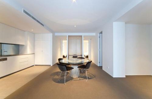 Capital Hill Apartment | Burbury Hotel & Apartments