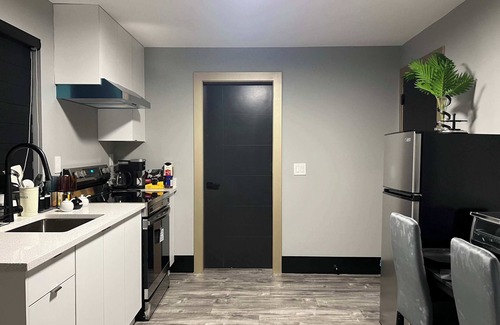 Burnaby House | Burnaby Family-Friendly 2-Bedroom Retreat