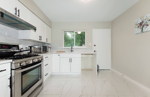 Burnaby House | Burnaby Metrotown 3 bedroom upstairs for 5 people