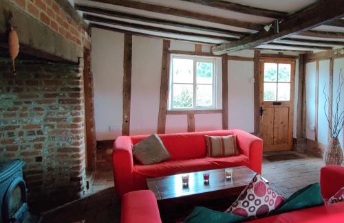 Ipswich House | Burnt House Cottage