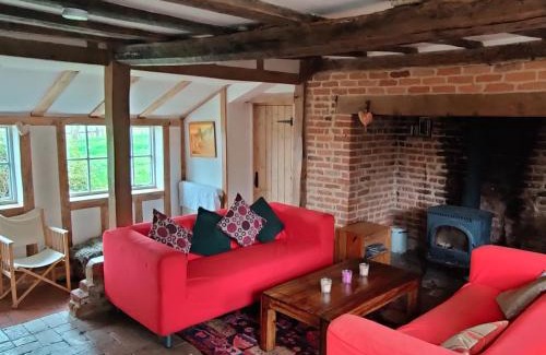 Ipswich House | Burnt House Cottage