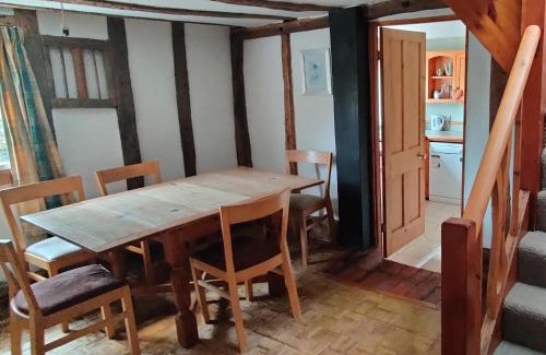 Ipswich House | Burnt House Cottage