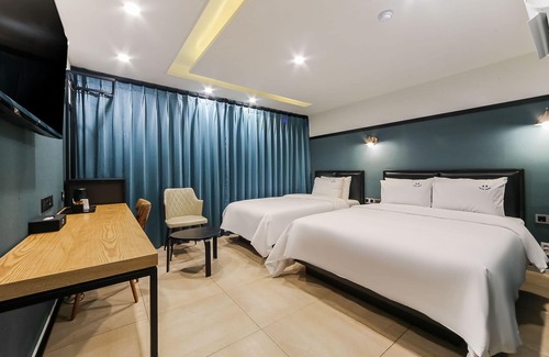 Daeyeon-dong Hotel | Busan Daeyeondong Hotel Onna