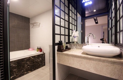 Sasang Hotel | Busan Hakjang Angel