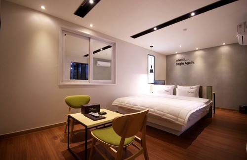 Sasang Hotel | Busan Hakjang Angel