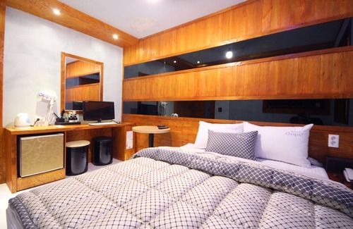 Oncheonjang Hotel | Busan Jangjeon-dong Oops