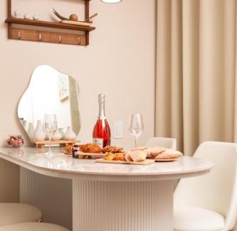 Seomyeon Apartment | Busan Private House for 8ppl 3Q 2Ss