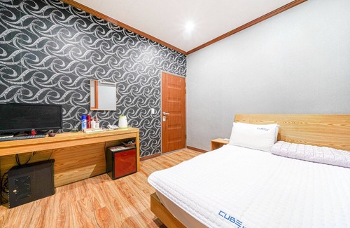 Yeongdo Hotel | Busan Yeongdo Cube