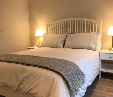 Bushmills Apartment | Bush House Accommodation - The Diamond