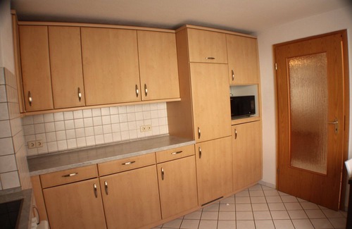 Renningen Apartment | Business or vacation, central 80sqm apartment near Bosch/Porsche/Daimler
