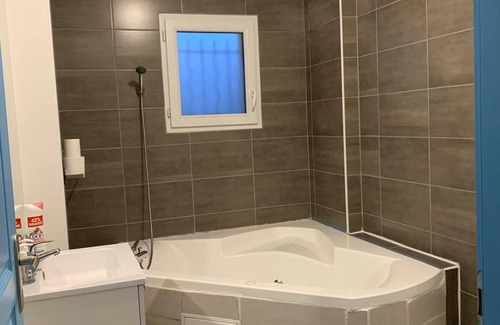 Antony Bed & Breakfast | Business Room à Antony Avec Douche et Toilette Privée