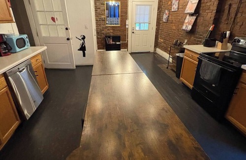 Butchertown Apartment | Butchertown Game Loft: Sleeps 16! Walk to Nulu.