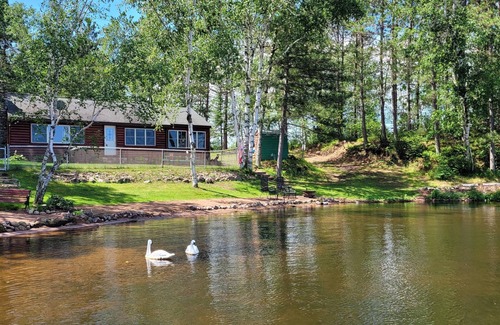 Hayward Cottage | Butler's Bay Cottage on Teal Lake with Private Dock and Good Swimming
