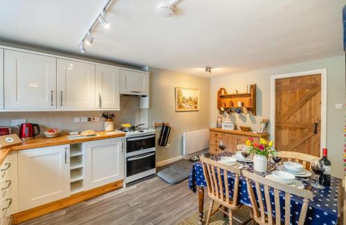 Hawes House | Butlers Cottage