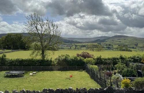 Hawes House | Butlers Cottage