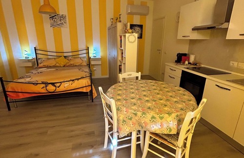 Santa Maria degli Angeli Apartment | Butterfly paradise