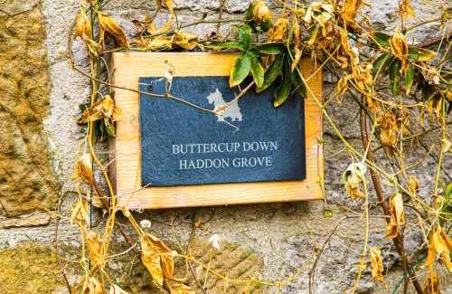 Bakewell House | Buttercup Down