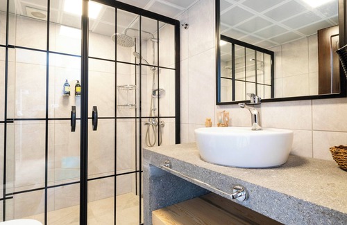 Behram Bed & Breakfast | Buyan Han