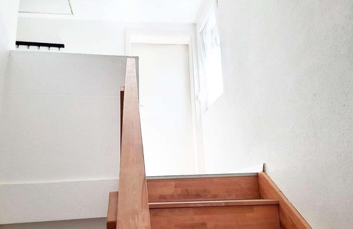 Nuertingen Apartment | Bw13b 3 Zimmer Monteurwohnung in Nürtingen Zentrum mit Gratis W-lan